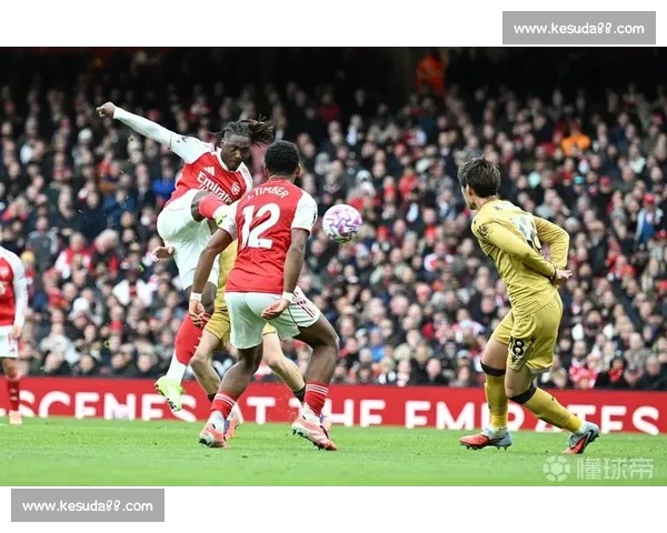 最佳进球实至名归！埃泽剪刀脚反戈旧主