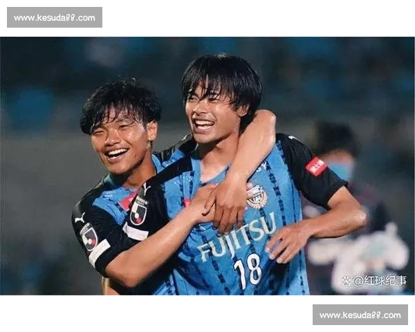 东京绿茵对阵长崎航海焦点之战攻防博弈与赛季走势前瞻全面解析