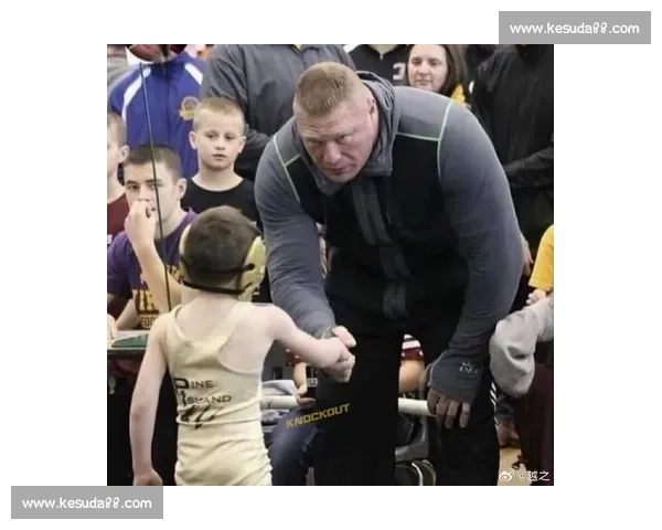 UFC锤子对决布洛克力量与技术巅峰之战全解析历史性终极碰撞